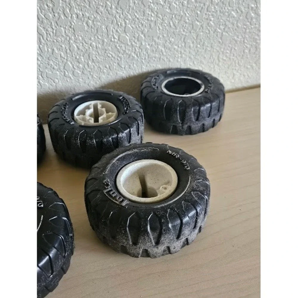 Vintage Tonka MR-970 Toy Truck Replacement Wheels Lot of 6 Black Plastic Tires